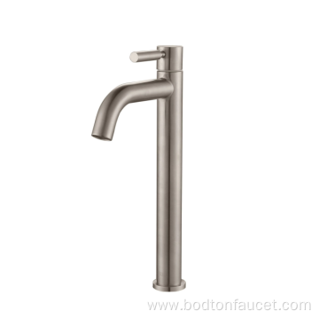 Environmentally friendly stainless steel faucet